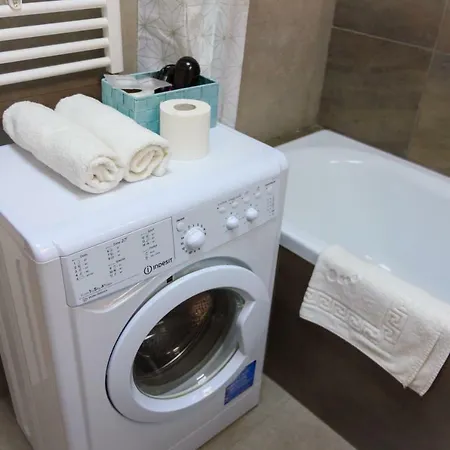 Apartment Gold Class Ams 63