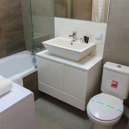 Gold Class Ams 63 Apartment *